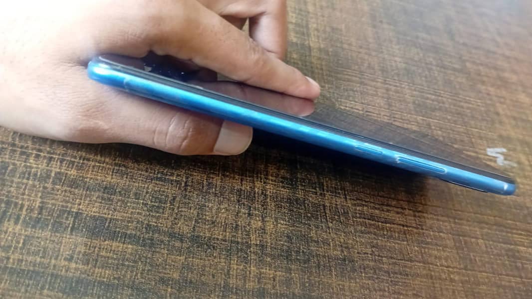 OPPO A16e 1