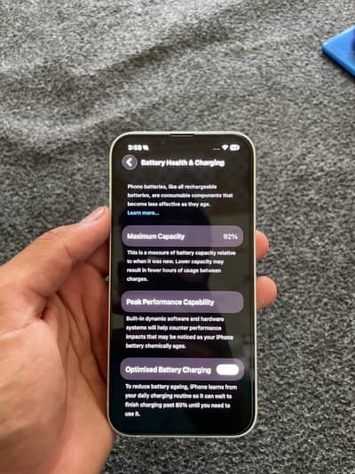 Apple iPhone 13