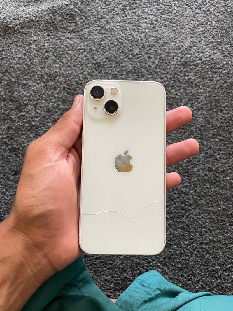 Apple iPhone 13 5