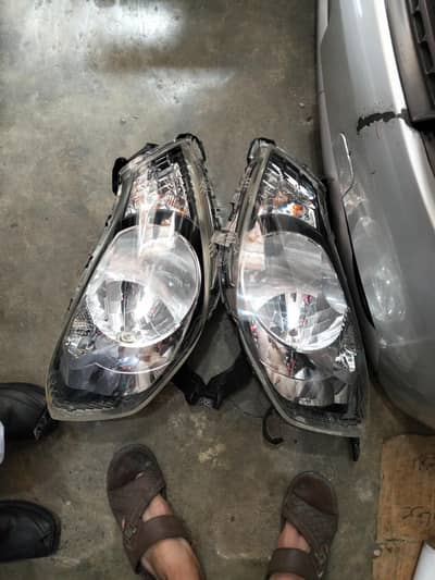 Nissan AD 2007 Front Light