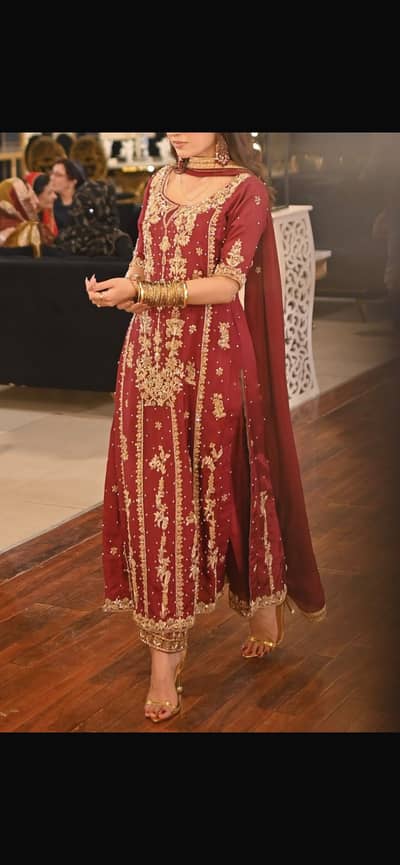 MAROON & GOLD HEAVILY EMBROIDERED FORMAL DRESS