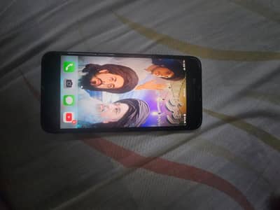 Apple iPhone 7