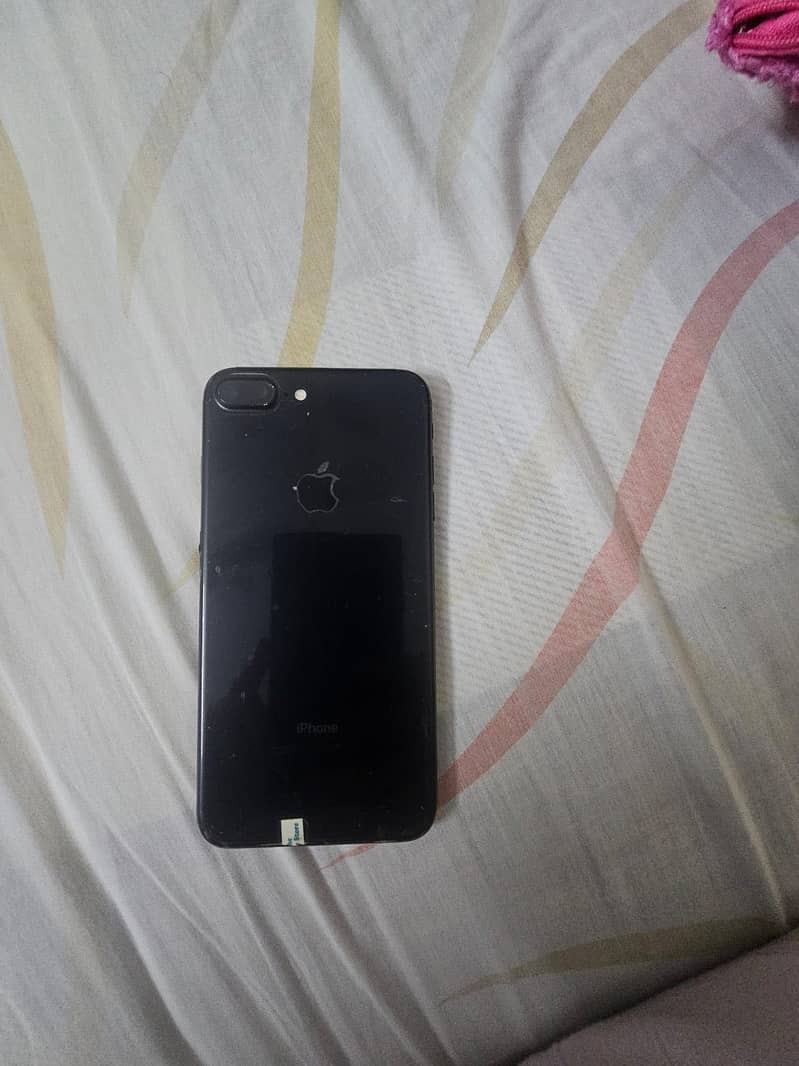Apple iPhone 7 1