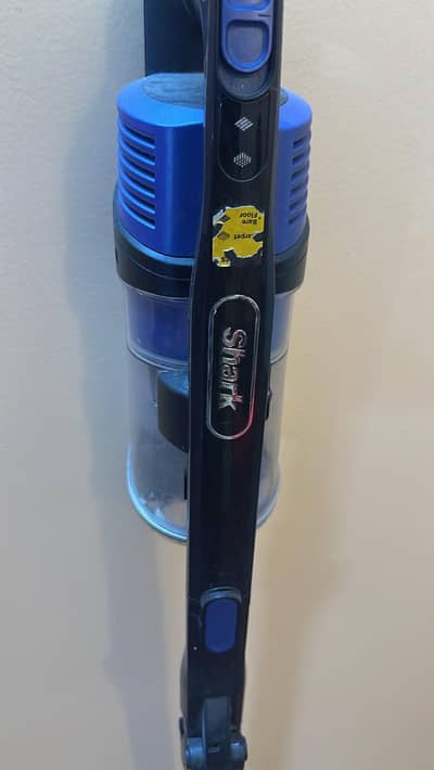 Shark IZ340H Cordless Stick Vacuum