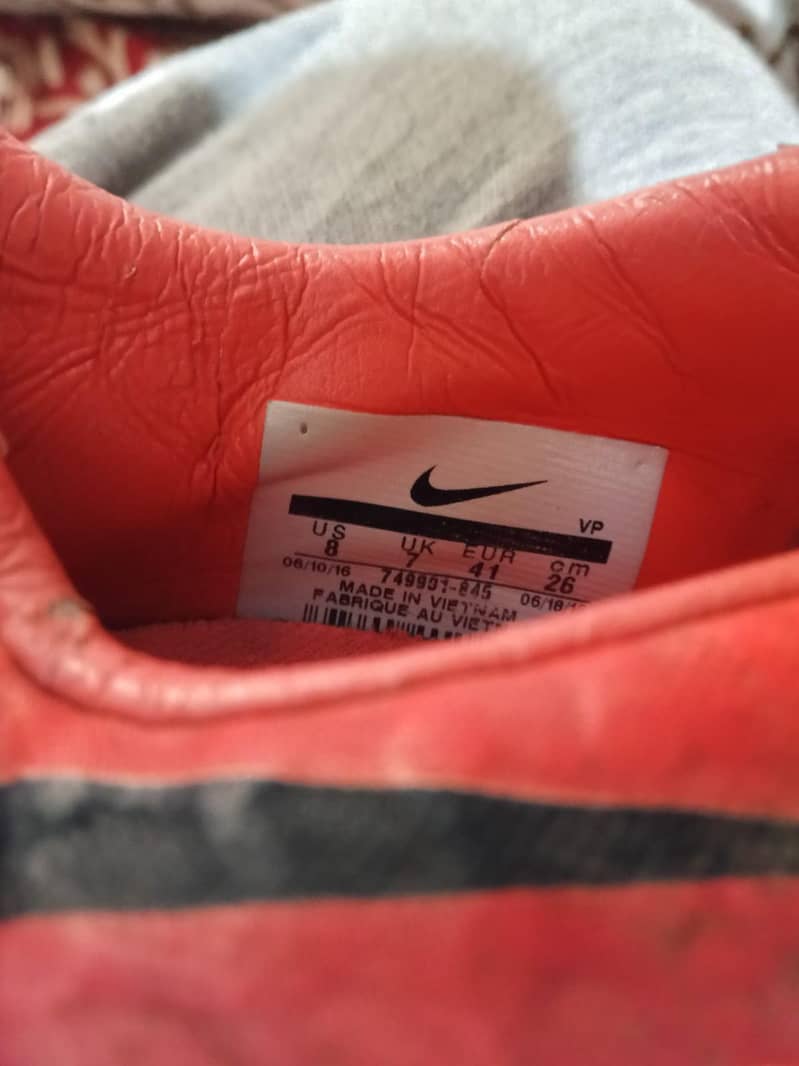 Nike Hyperyenom 5