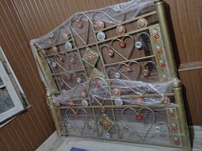 iron bed full size