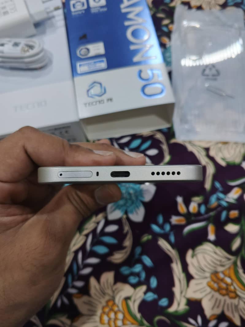 Tecno camon 50 6