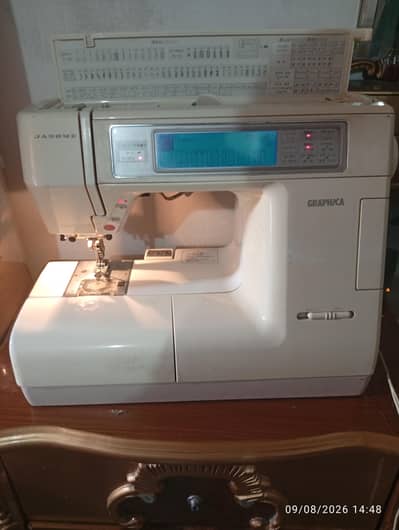 Janome Graphica کمپیوٹرائزڈ سلائی اور کڑھائی مشین