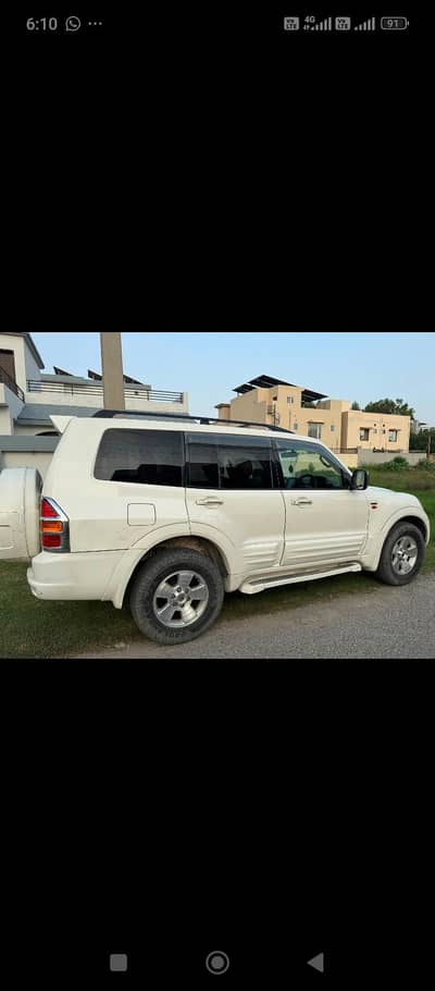 Mitsubishi Pajero 2000 URGENT SALE