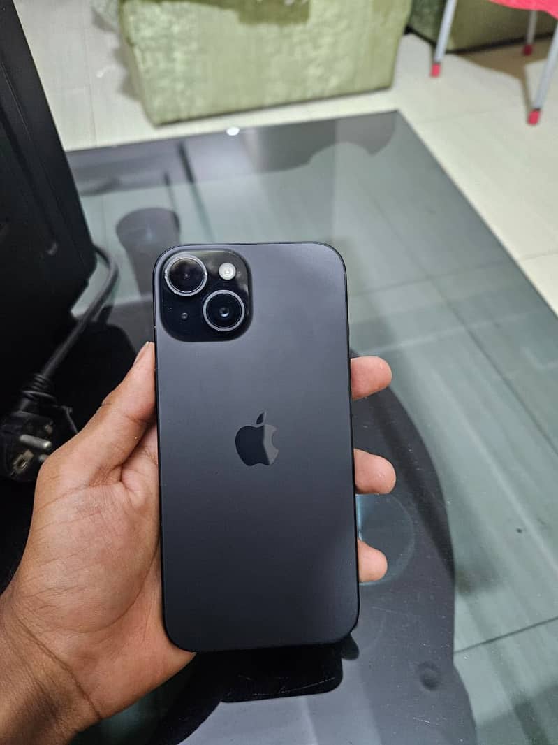 Apple iPhone 15 5