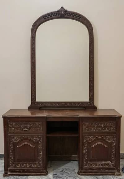 DRESSING TABLE | SIDE TABLES | SIDE DRAWERS | RAC
