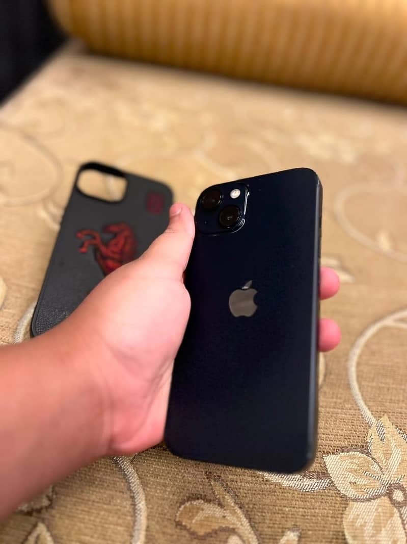 Apple iPhone 13 1