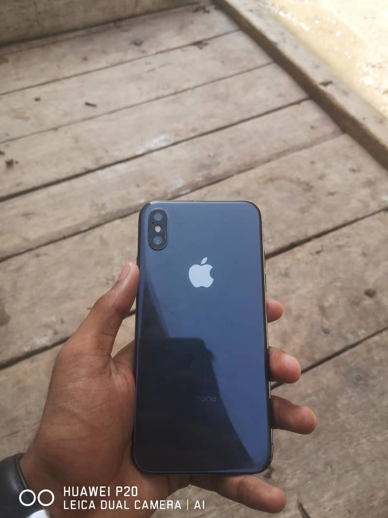 Apple iPhone X 5