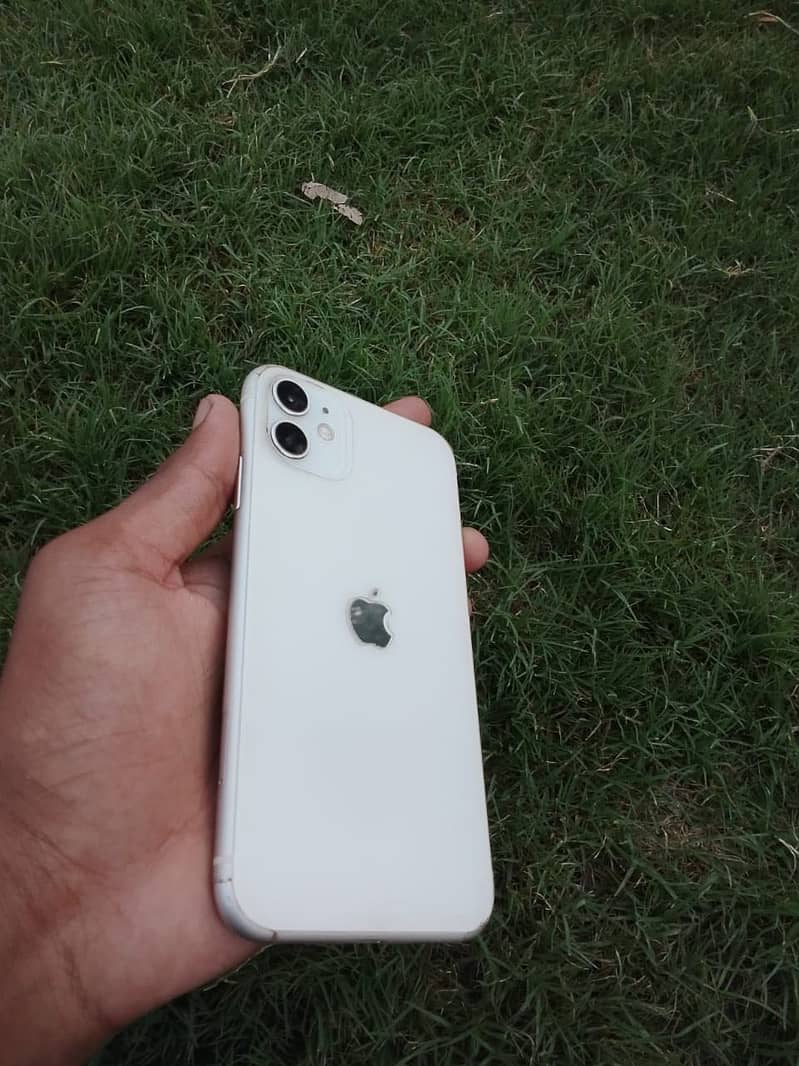 Apple iPhone 11 1