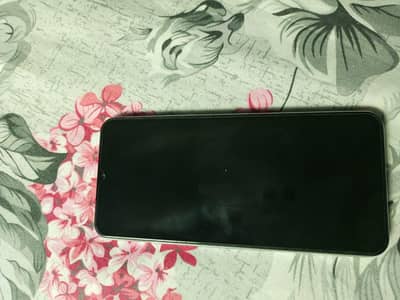 Vivo y18 6 GB RAM 128 GB internet storage 6/128 gb
