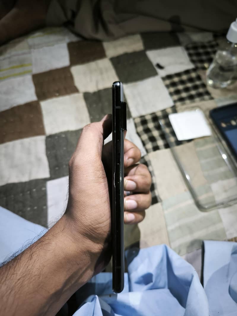 Google Pixel 6 Pro 2