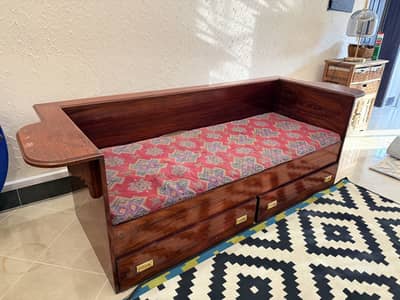 3 seater/ day bed