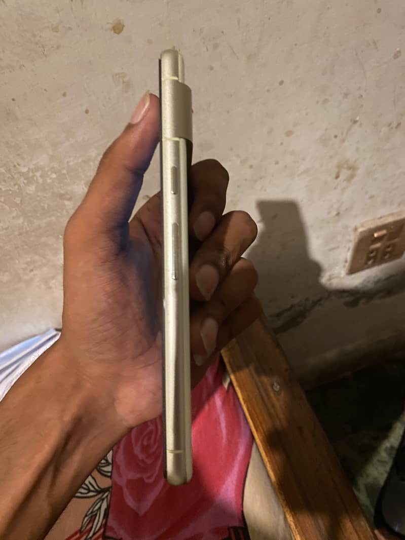 Google Pixel 7 3