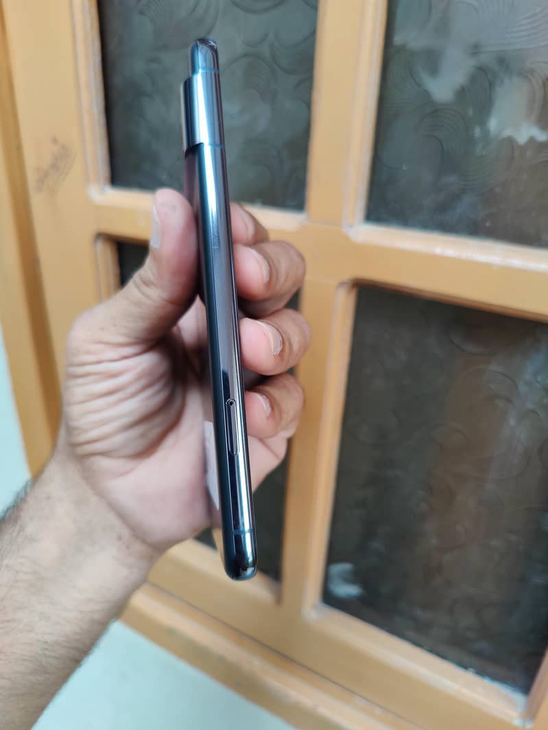 Google Pixel 8 Pro 6