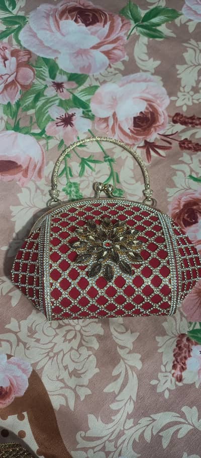 bridal clutch