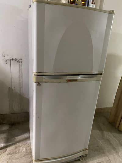 selling Fridge urgent