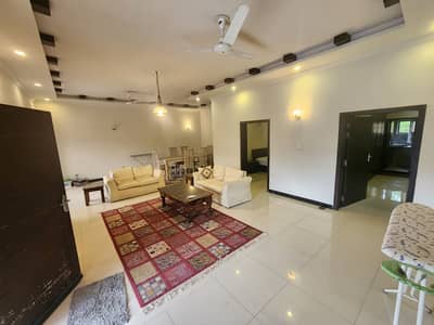 FULLY FURNISHED UPPER PORTION FOR RENT IN F-6