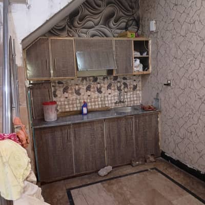 2MARLA HOUSE FOR RENT IN ITTEHAD COLONY NEAR ALLAMA IQBAL TOWN