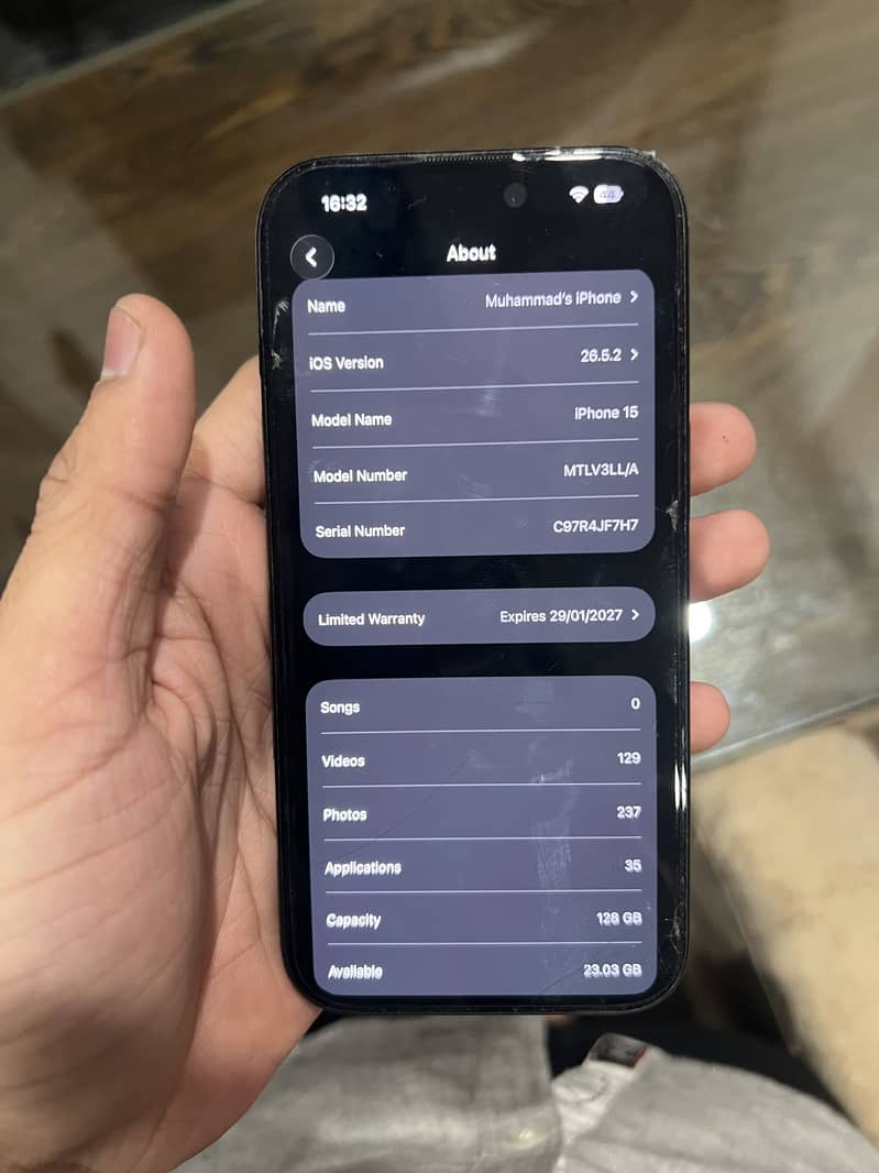 Apple iPhone 15 2