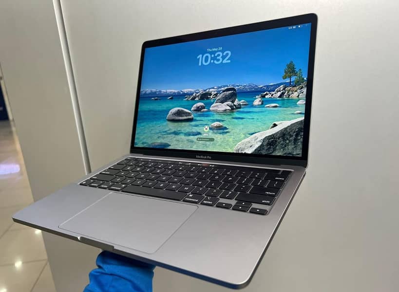 Apple MacBook pro M2 0