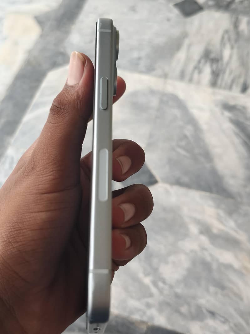Apple iPhone 15 1