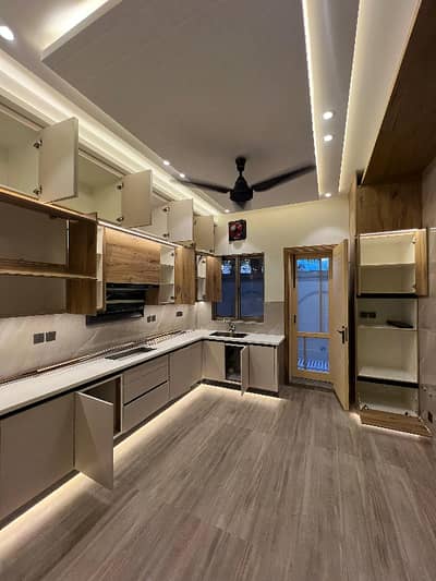 G-6 Embassy Road 3.3 Kanal House For Sale Direct Owner Deal