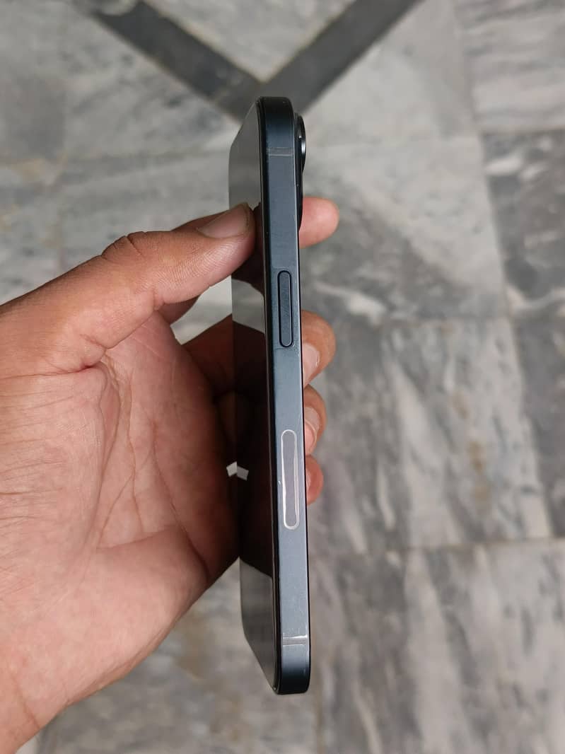 Apple iPhone 14 5