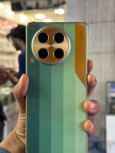 Tecno CAMON 30 BRAND NEW 8/256 GB