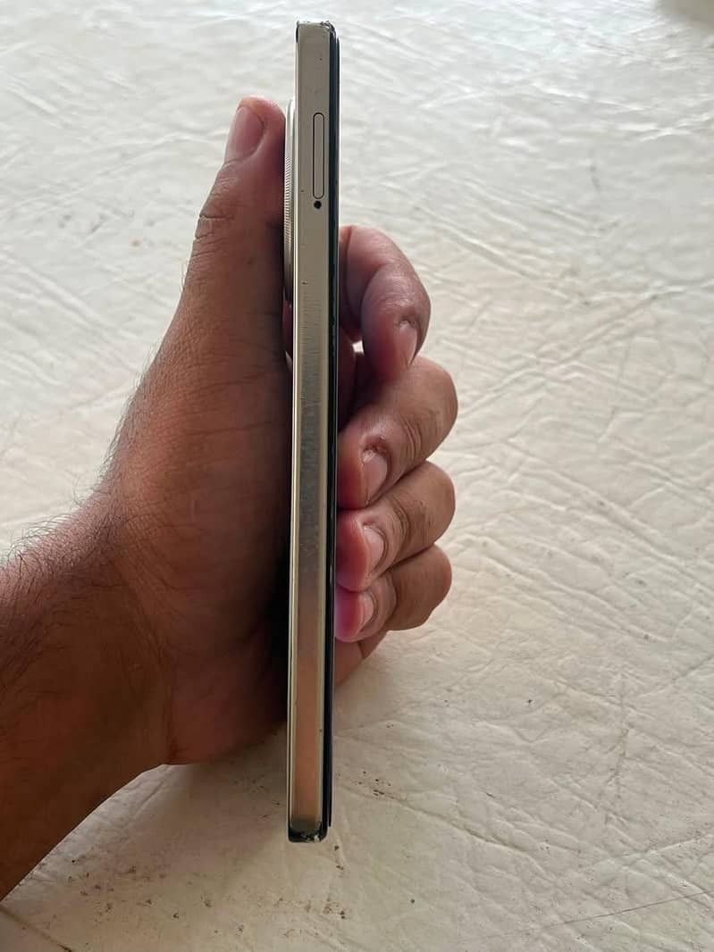 Tecno CAMON 30 4