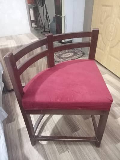 Dinning table with 4 chairs