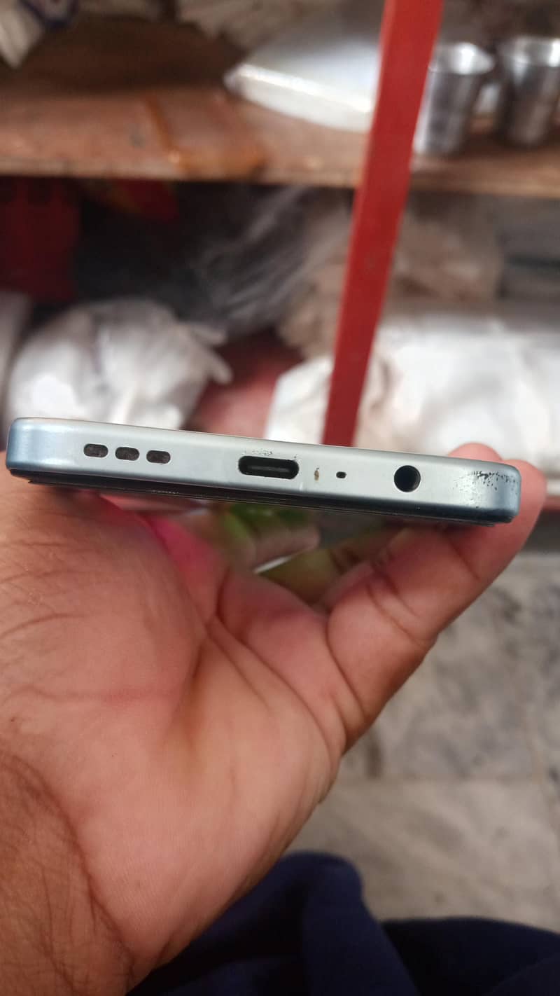 OPPO A6 1