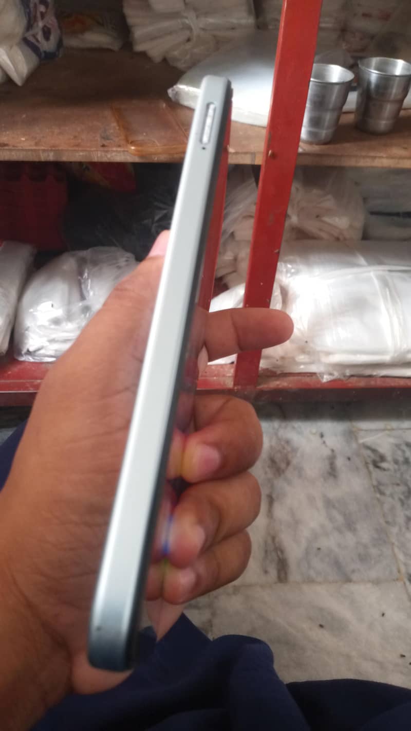 OPPO A6 2