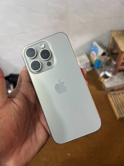 Apple iPhone 15 Pro