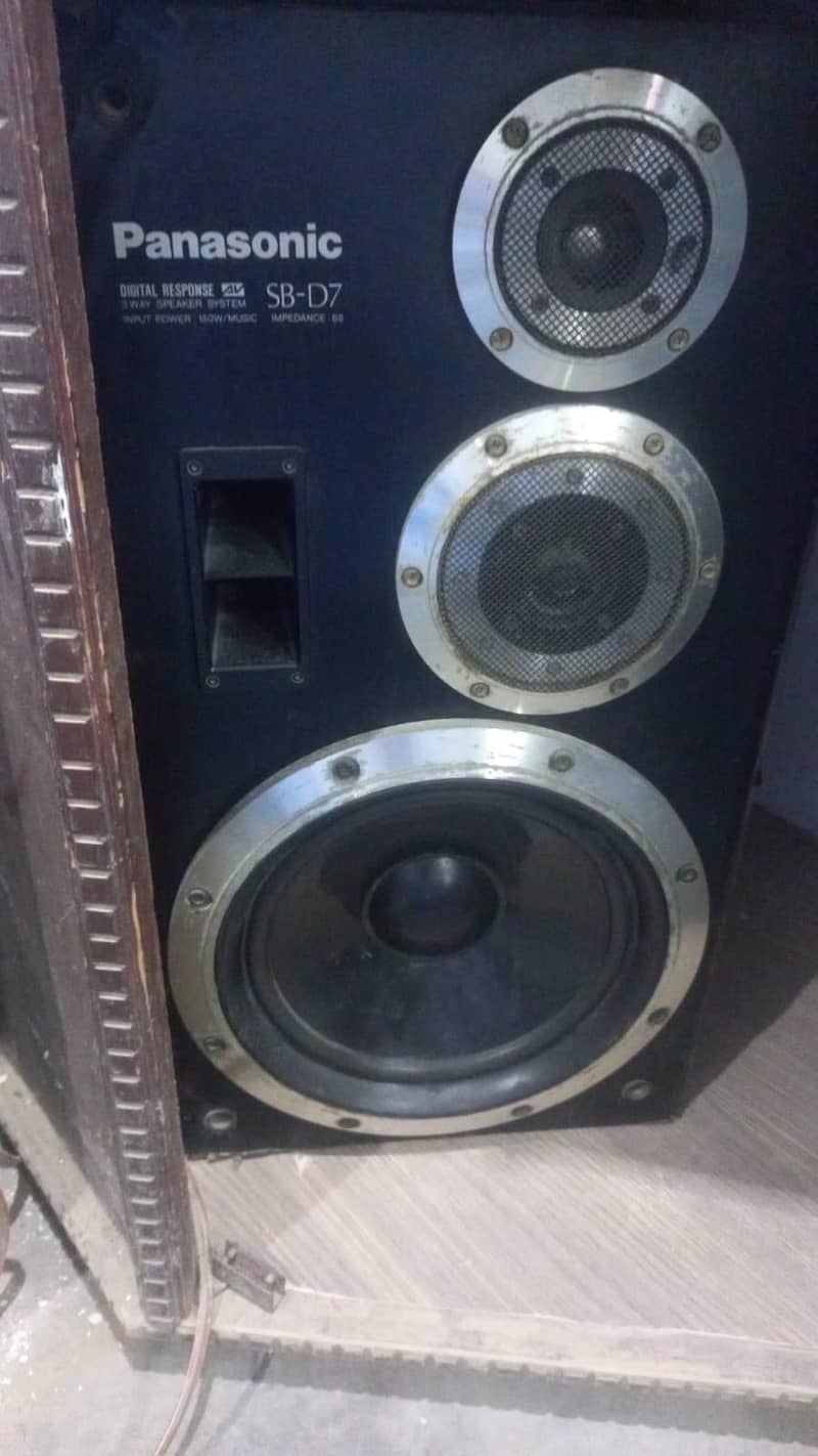 speaker  1