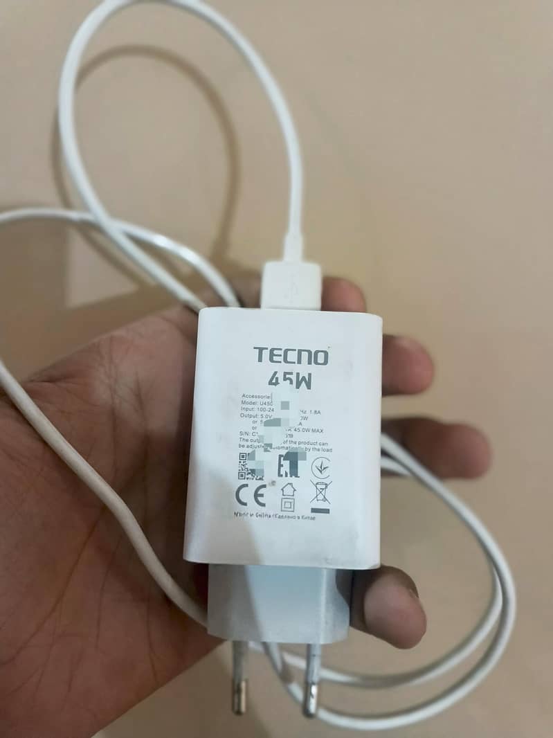 TECNO SPARK 40 PRO 7