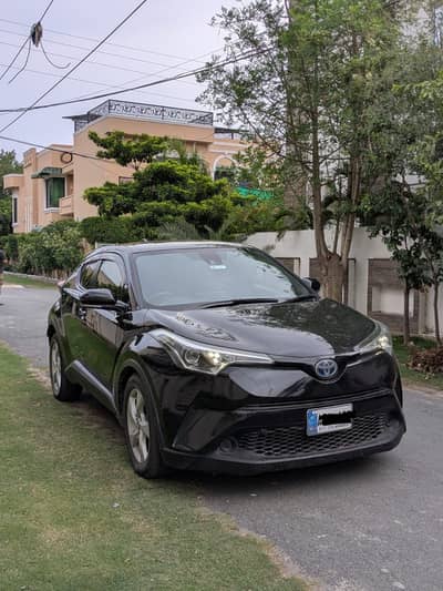 Toyota C-HR 2016