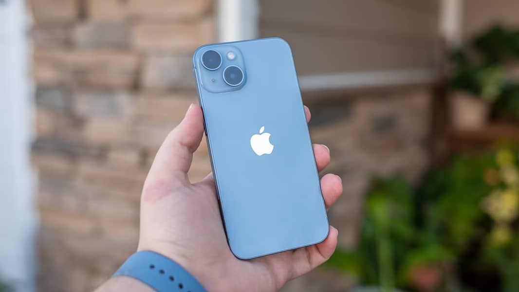 Apple iPhone 14 0