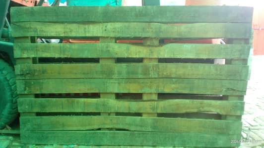 Wooden pallet