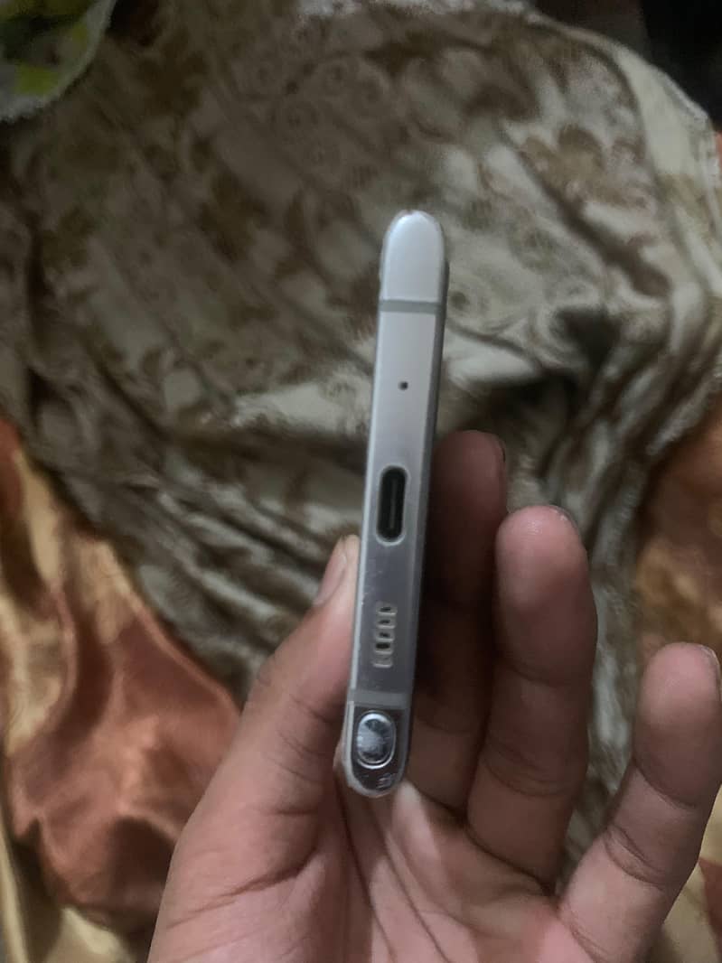 Samsung Mobile Note 10 Plus 2