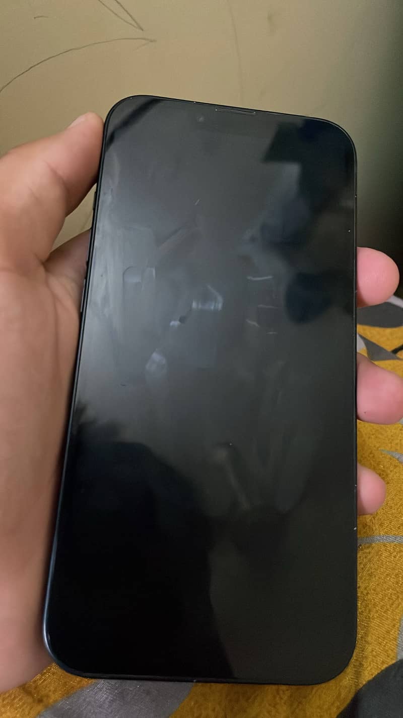 Apple iPhone 13 3