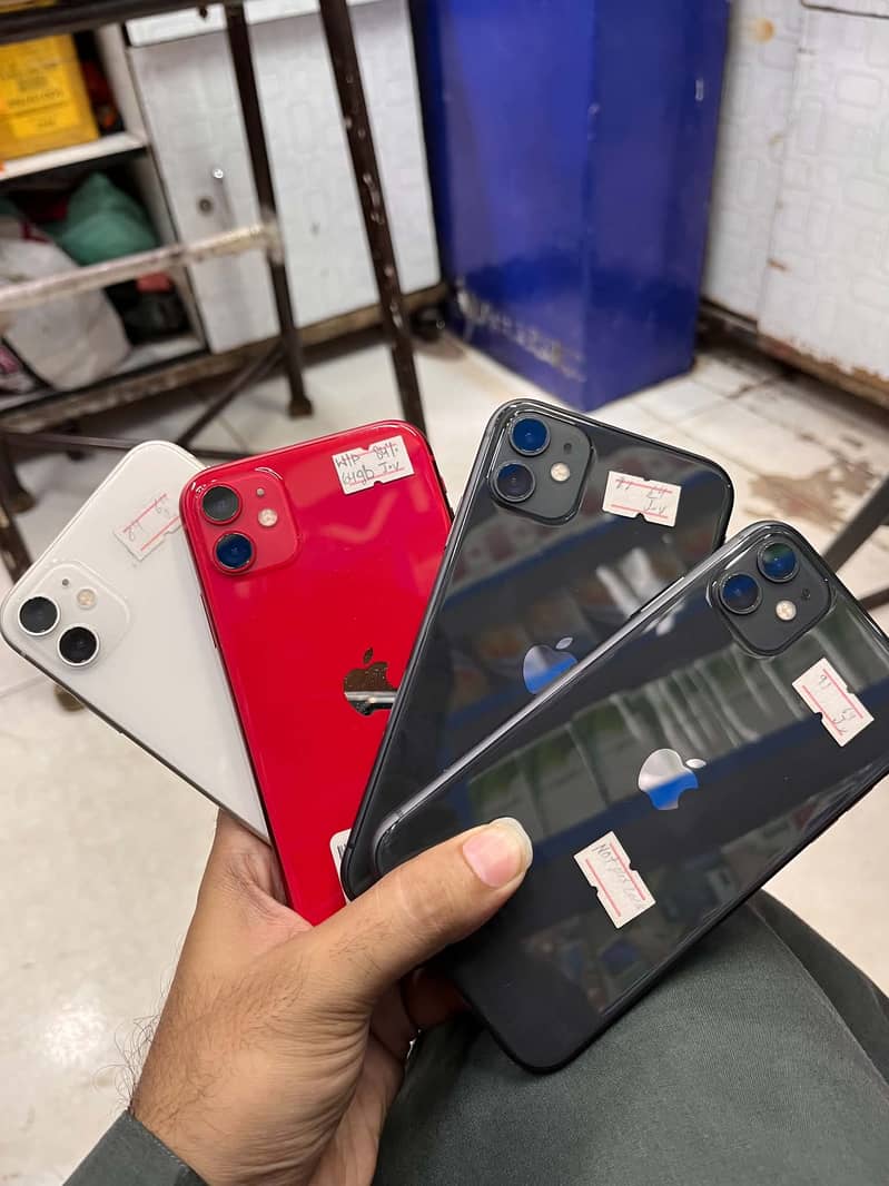 Apple iPhone 11 4