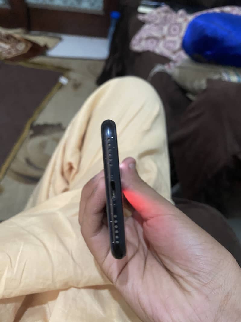 iPhone se 4