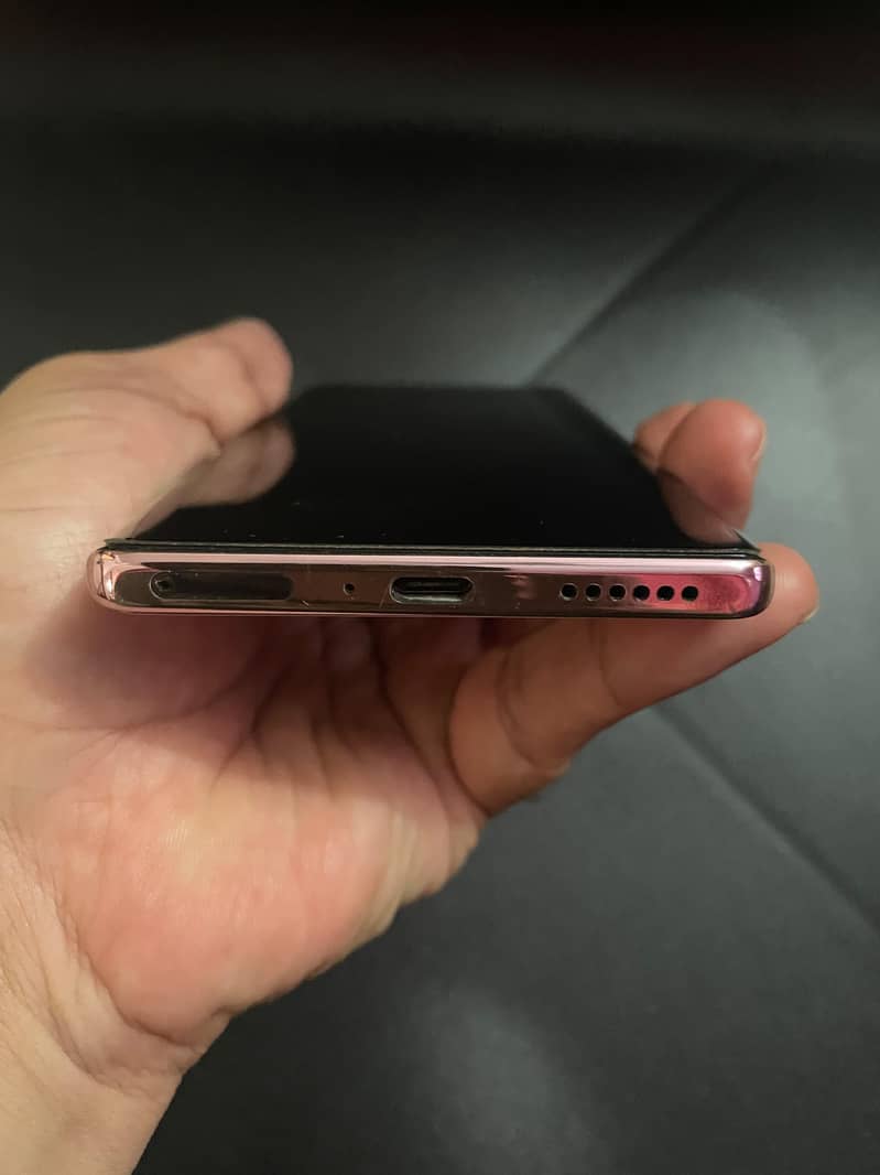 Infinix Zero 40 4
