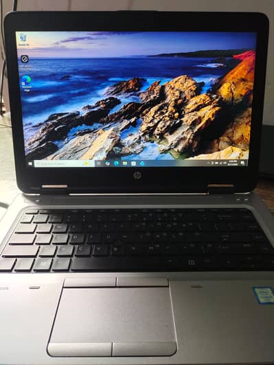HP EliteBook 640 G2 — Core i5 | 8GB RAM | 256GB SSD