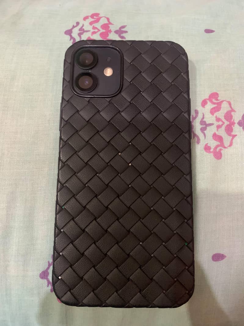 iPhone 12 6